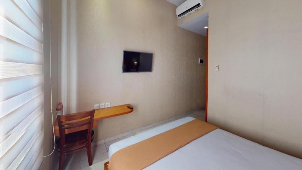 Amaya Suites Hotel Kejayan Exterior photo