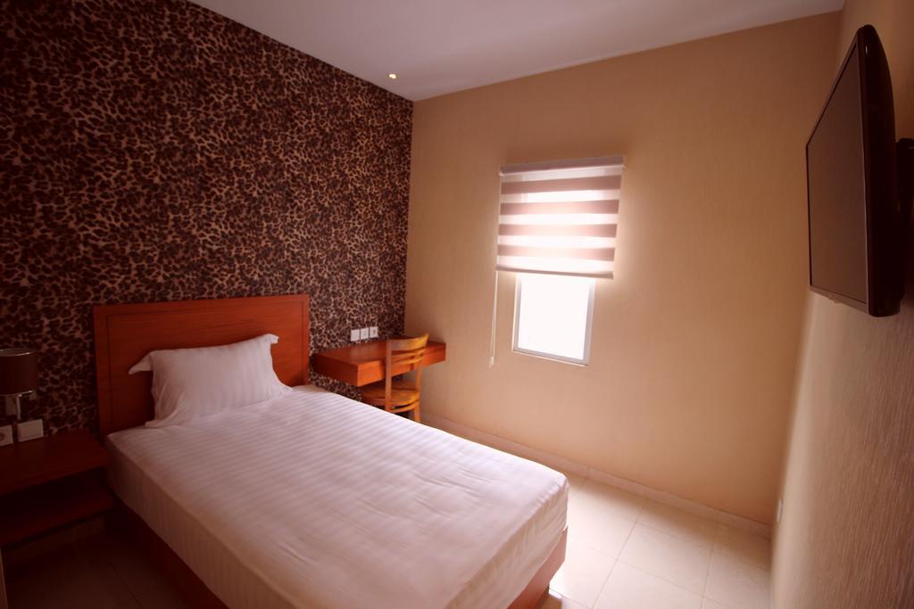 Amaya Suites Hotel Kejayan Exterior photo